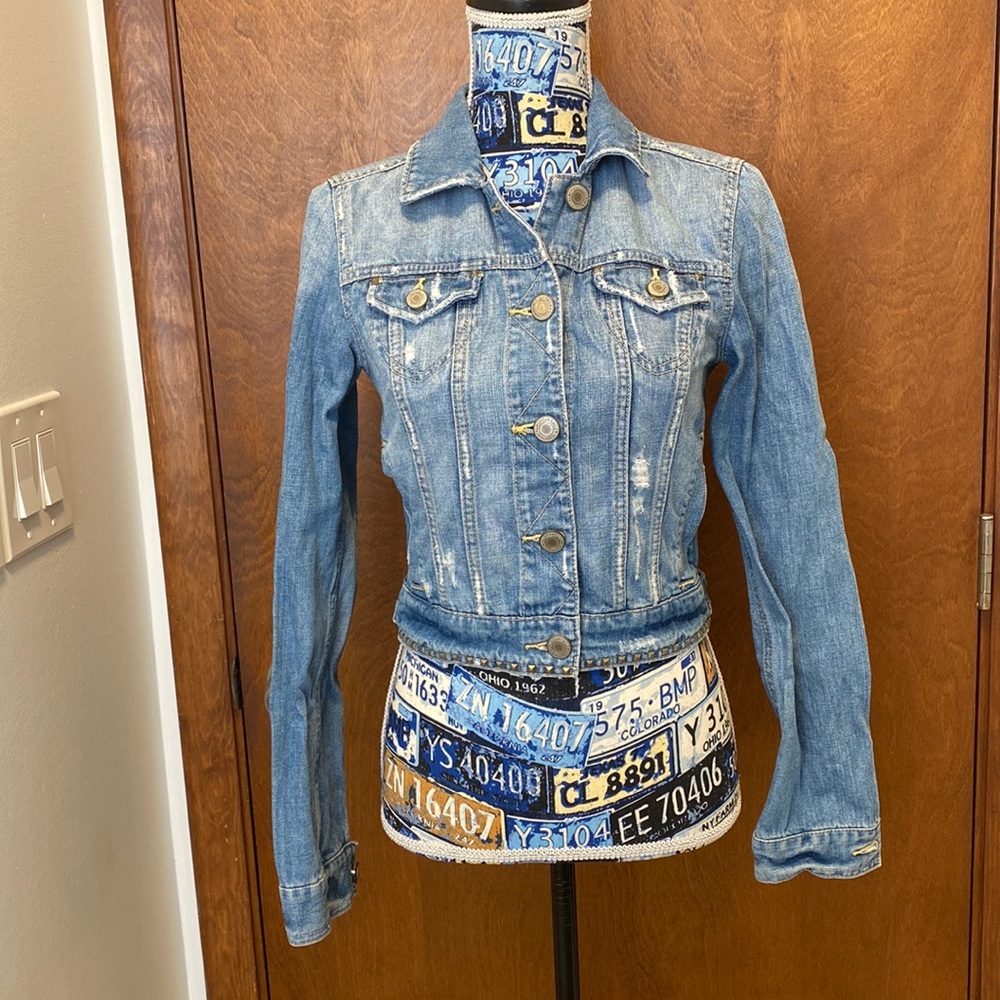 American Eagle jeans jacket size small petite